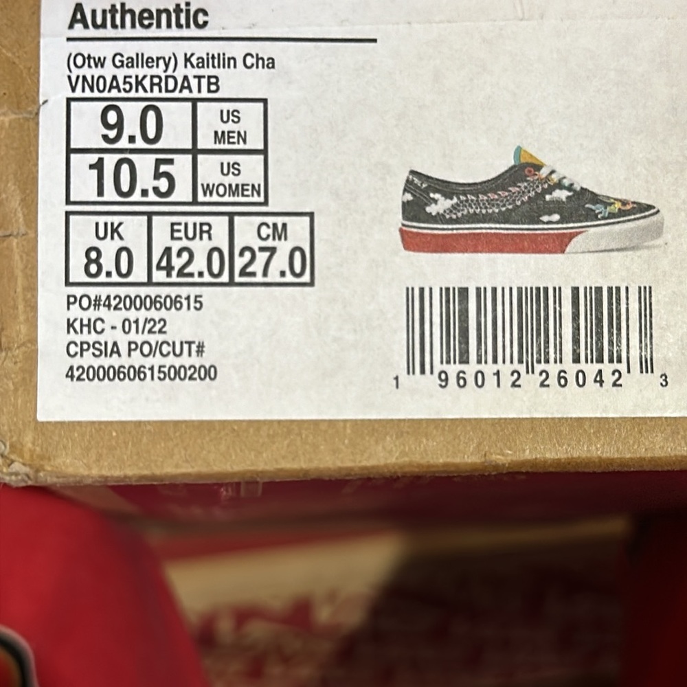 Vans Authentic OTW Gallery KAITLIN CHAN 2022 collection - Picture 12 of 12